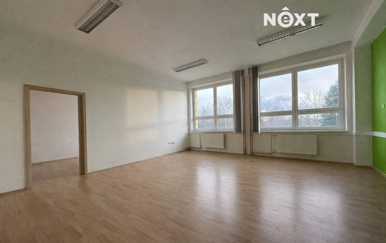 Pronájem komerční Kanceláře, 48㎡