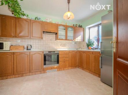 Prodej - dům/vila, 197 m²