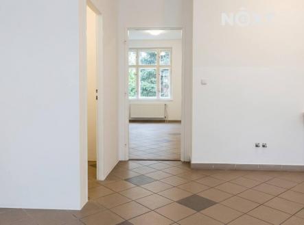 Pronájem - komerční objekt, obchodní centrum, 1 m²