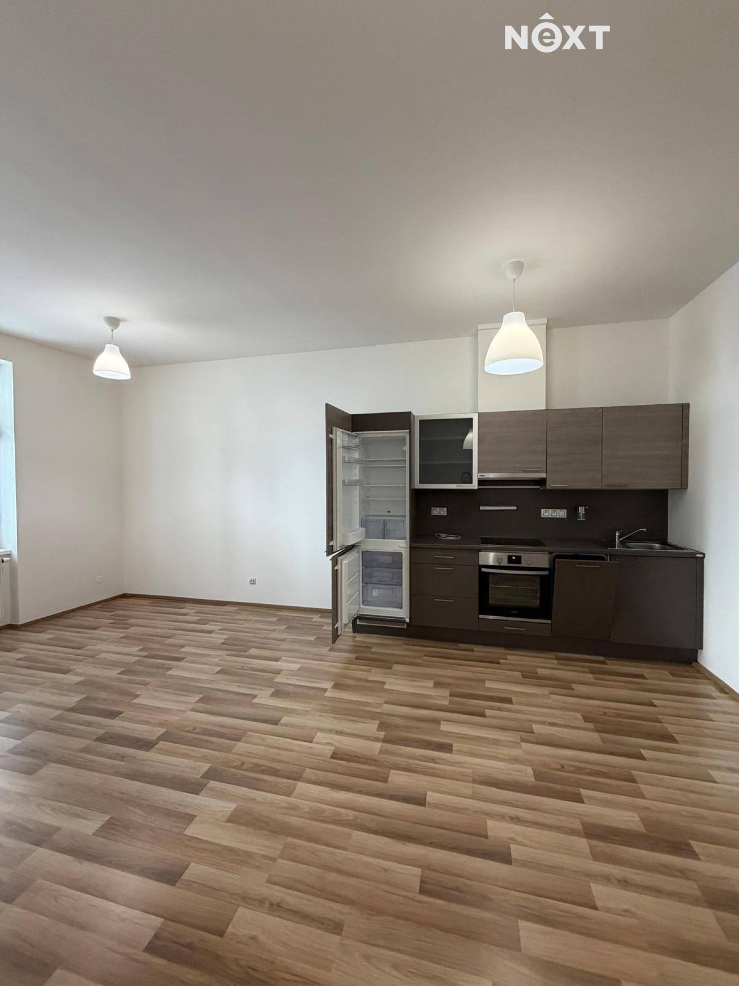 Pronájem byt 1+kk, 43㎡