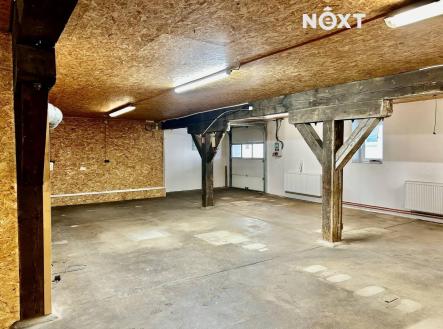 Pronájem - komerční objekt, sklad, 1 673 m²