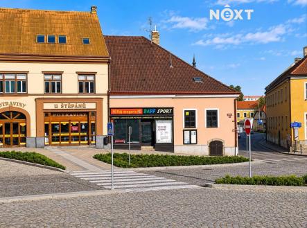 Pronájem - komerční objekt, obchodní centrum, 667 m²