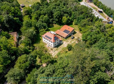 DJI_0761-Enhanced-NR.jpg | Prodej - dům/vila, 400 m²