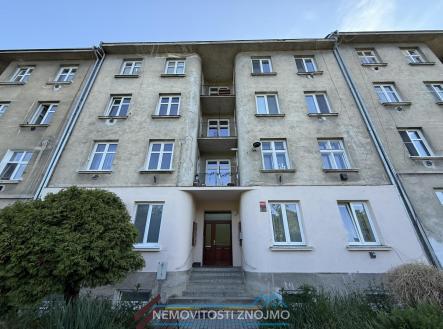 Pronájem bytu, 1+kk, 30 m² obrázek