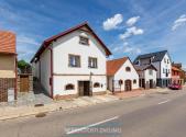Prodej - dům/vila, 244 m²