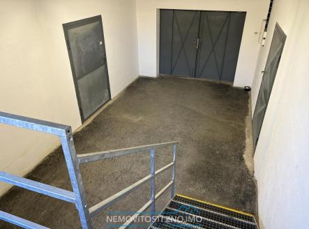 IMG_4882.JPG | Pronájem - skladovací prostor, 100 m²