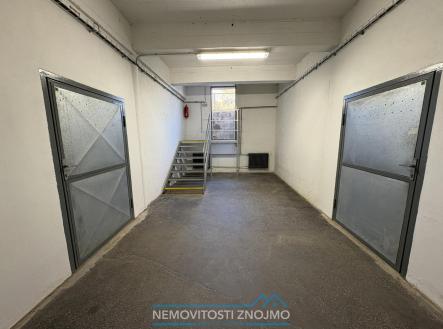 IMG_4884.JPG | Pronájem - skladovací prostor, 100 m²