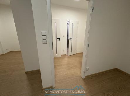 IMG_5477.JPG | Pronájem bytu, 1+kk, 35 m²