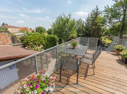 RD Kuchařovice_terasa.jpg | Prodej - dům/vila, 150 m²
