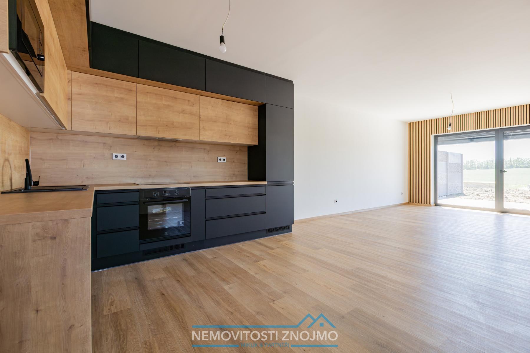 G60A8152-Enhanced-NR.jpg