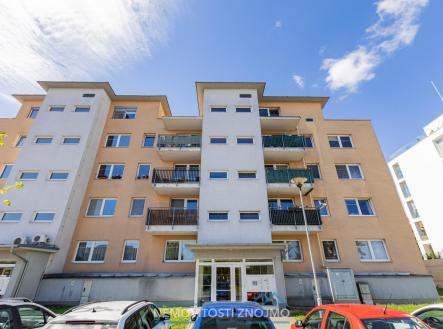G60A5706-Enhanced-NR.jpg | Prodej bytu, 3+kk, 71 m²