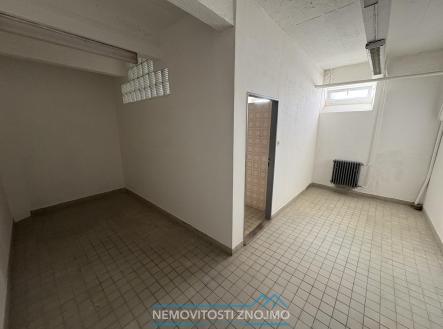 IMG_4881.JPG | Pronájem - skladovací prostor, 100 m²