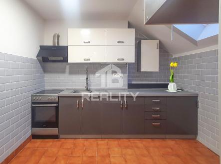 20250120_163538.jpg | Pronájem bytu, 5+1, 102 m²