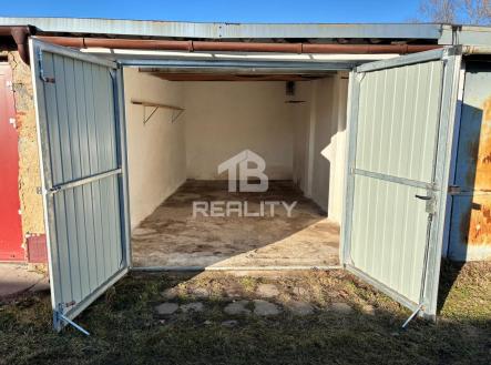 c5eee873-9de0-4327-b729-af94b3452eac.JPG | Pronájem - malý objekt/garáž
