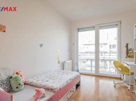 Dětský pokoj/pracovna se vstupem na lodžii | Prodej bytu, 3+kk, 73 m²