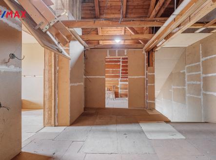 241026-dum-havlovice-18.jpg | Prodej - dům/vila, 350 m²