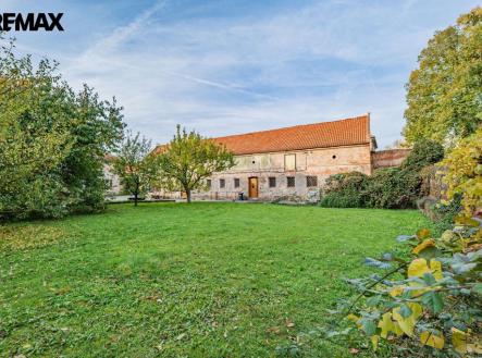 p1252535.jpg | Prodej - zemědělský objekt, 2 270 m²