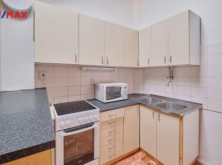 Kuchyňská linka s barem | Pronájem bytu, 3+kk, 77 m²