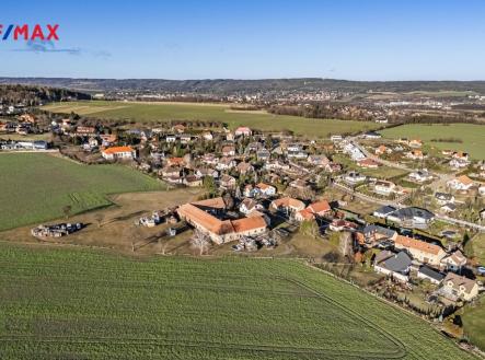 Prodej - pozemek pro bydlení, 2 230 m² obrázek