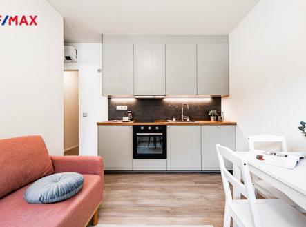 p1415886-vylepsene-nr.jpg | Prodej bytu, 2+kk, 36 m²