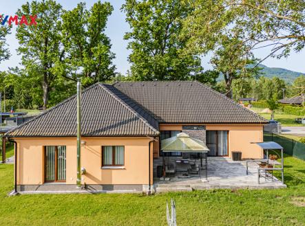 dji-20250604081732-0196-d-vylepsene-nr.jpg | Prodej - dům/vila, 163 m²