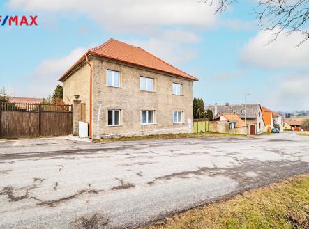 p1416259-1.jpg | Prodej - dům/vila, 260 m²