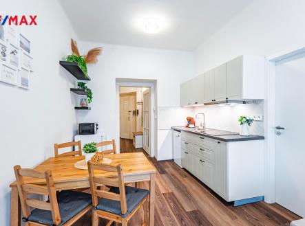 p1431619-vylepsene-nr.jpg | Prodej bytu, 2+kk, 48 m²