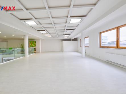 250312-komercni-prostor-zlicin-carboch-5.jpg | Pronájem - obchodní prostor, 97 m²