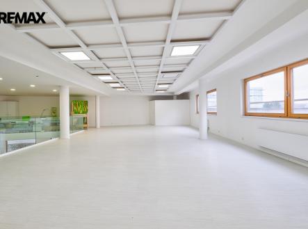 250312-komercni-prostor-zlicin-carboch-5.jpg | Pronájem - obchodní prostor, 97 m²