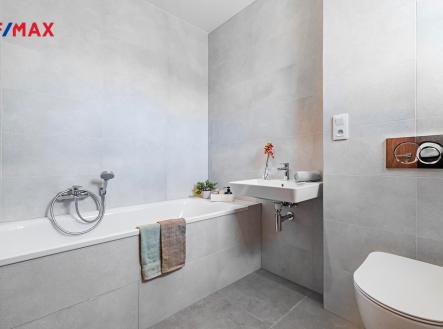 p1453342.jpg | Prodej - dům/vila, 171 m²