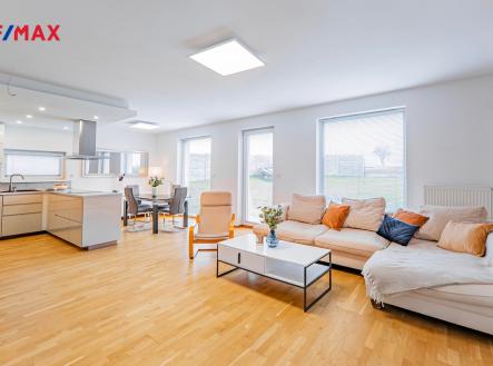 p1458165.jpg | Prodej - dům/vila, 180 m²