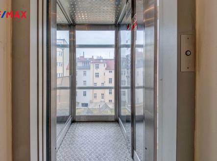 250407-byt-londynska-12.jpg | Pronájem bytu, 2+kk, 46 m²