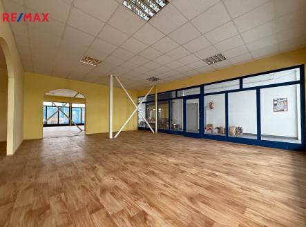 img-8045.jpg | Pronájem - obchodní prostor, 334 m²