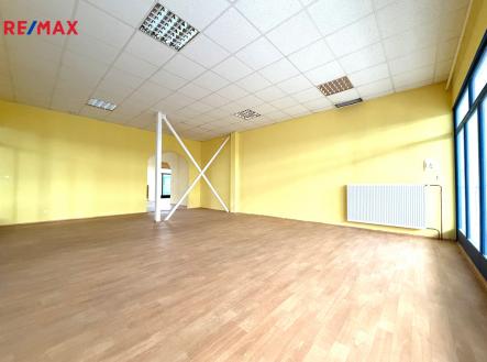 img-8046-1.jpg | Pronájem - obchodní prostor, 334 m²