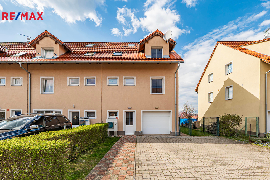 p1472015.jpg