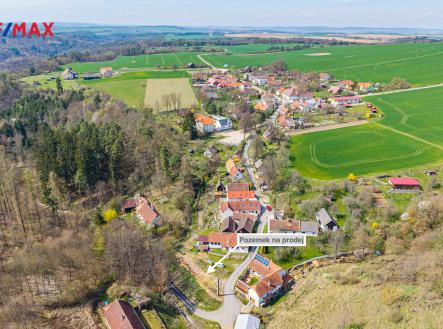 dji-20250414141235-0003-d-dji-2.jpg | Prodej - pozemek pro bydlení, 352 m²