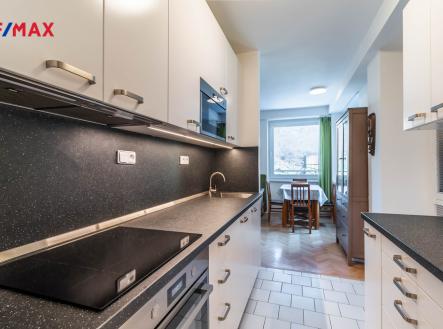 ke-dvoru-14.jpg | Pronájem bytu, 2+kk, 49 m²