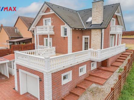 dji-20240802100941-0035-d-1.jpg | Pronájem - dům/vila, 228 m²