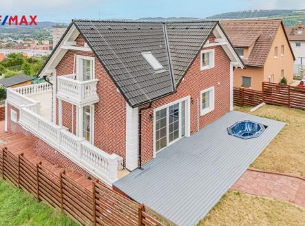 Pronájem - dům/vila, 228 m² obrázek