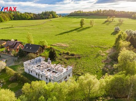 dji-20250422184707-0058-d-1.jpg | Prodej - dům/vila, 175 m²