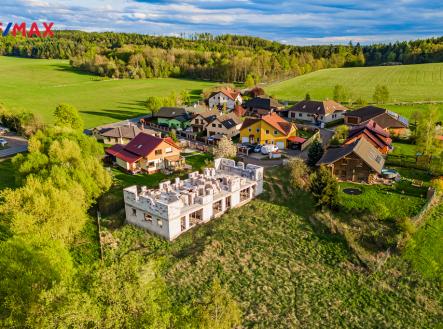 dji-20250422184842-0066-d-1.jpg | Prodej - dům/vila, 175 m²