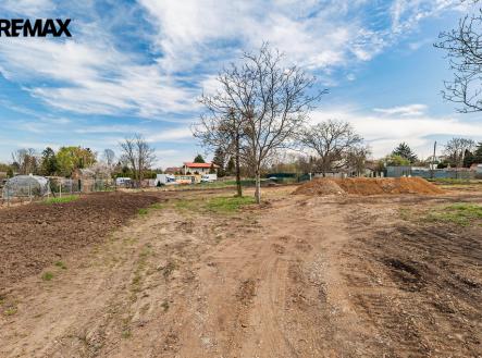 p1472519.jpg | Prodej - pozemek pro komerční výstavbu, 1 120 m²