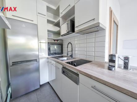 250501-byt-kralupy-30.jpg.jpg | Prodej bytu, 2+kk, 34 m²