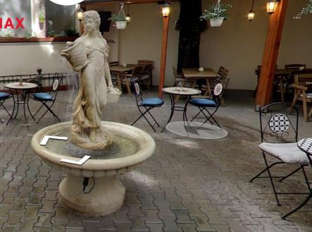 2.jpg | Pronájem - restaurace, 200 m²