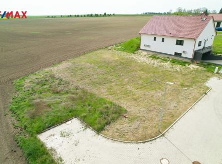 straskov-1.jpg | Prodej - pozemek pro bydlení, 851 m²