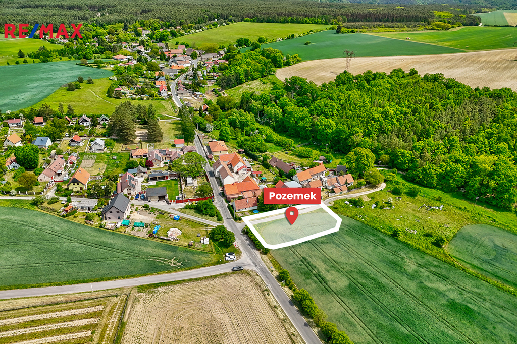 250514-pozemek-jesovice-4.jpg