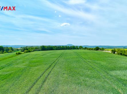 250514-pozemek-jesovice-10.jpg | Prodej - pozemek pro bydlení, 2 208 m²