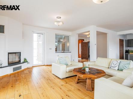 p1520841-1.jpg | Prodej - dům/vila, 228 m²