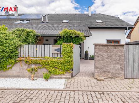 p1497630-upr.png | Prodej - dům/vila, 246 m²