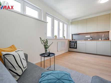 p1513222-1.jpg | Prodej bytu, 2+kk, 33 m²